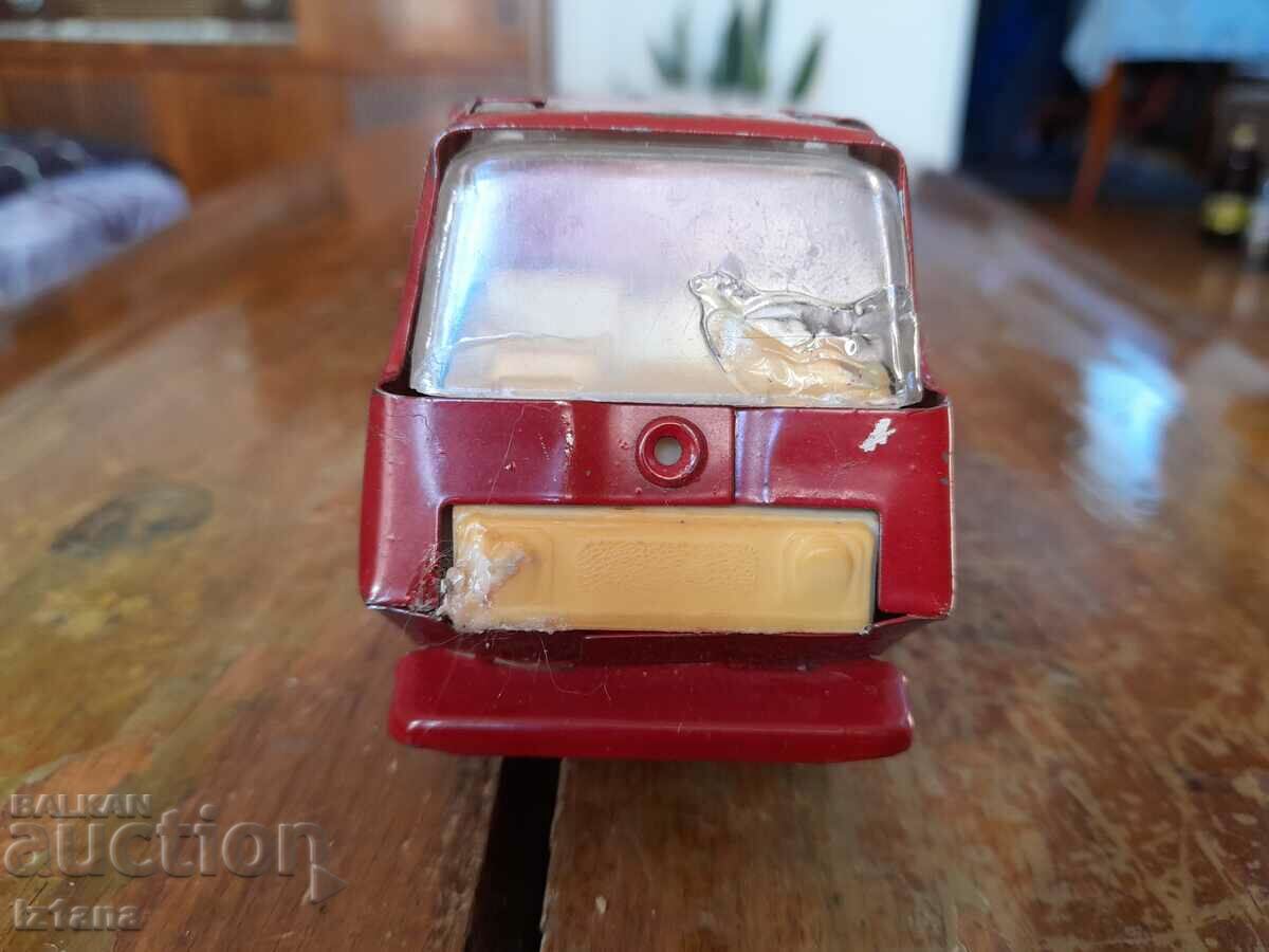 Auction Old MIR truck Auction Old MIR truck