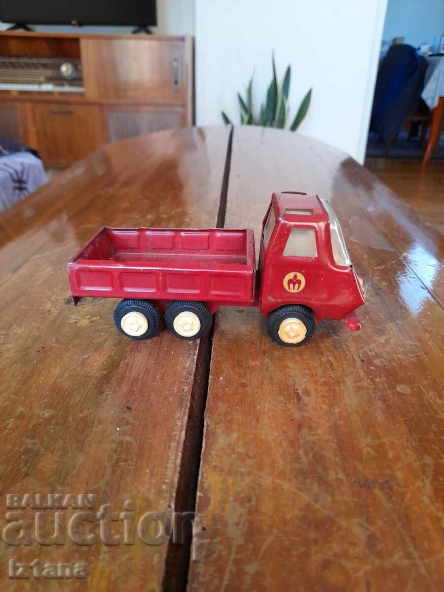 Delivery of Old MIR truck Delivery of Old MIR truck