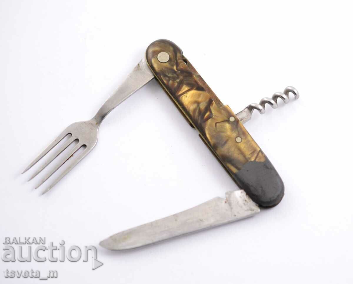 Licitație Cuțit de buzunar cu 3 scule - pentru reparații sau piese Licitație Cuțit de buzunar cu 3 scule - pentru reparații sau piese