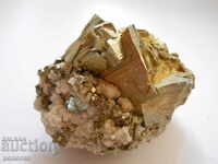 calcite in pyrite - druse