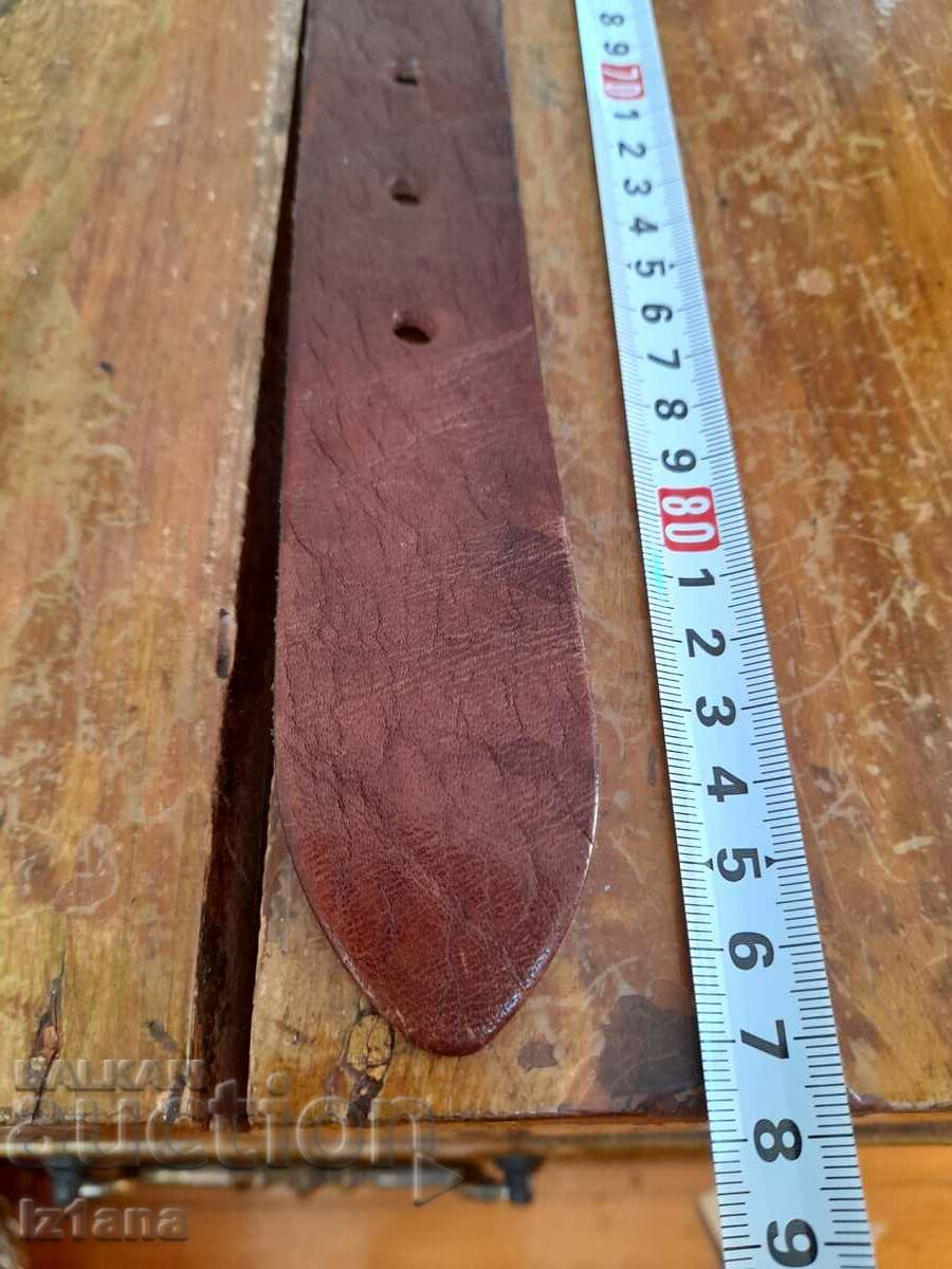 Cureaua de piele pentru femei in varsta - 7