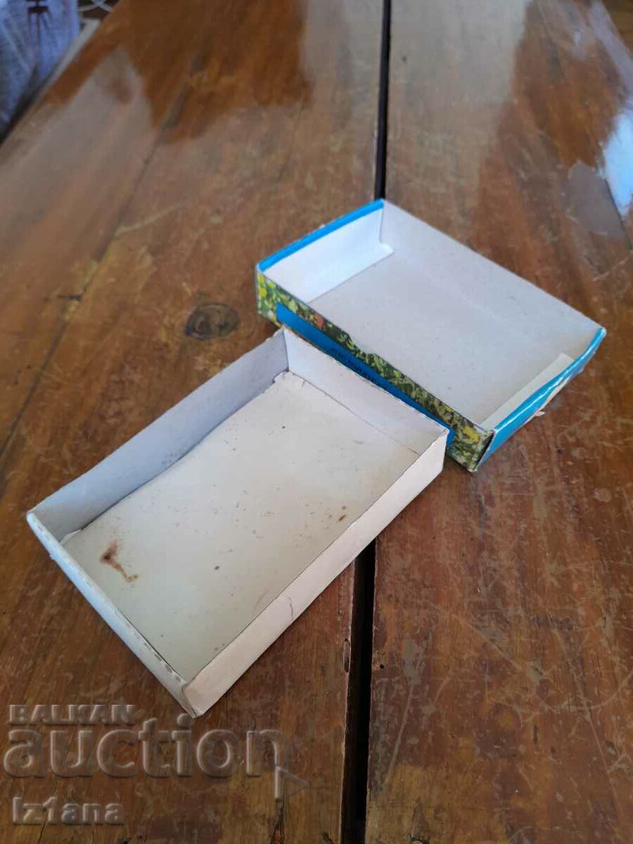 An old box from Lokum - 7