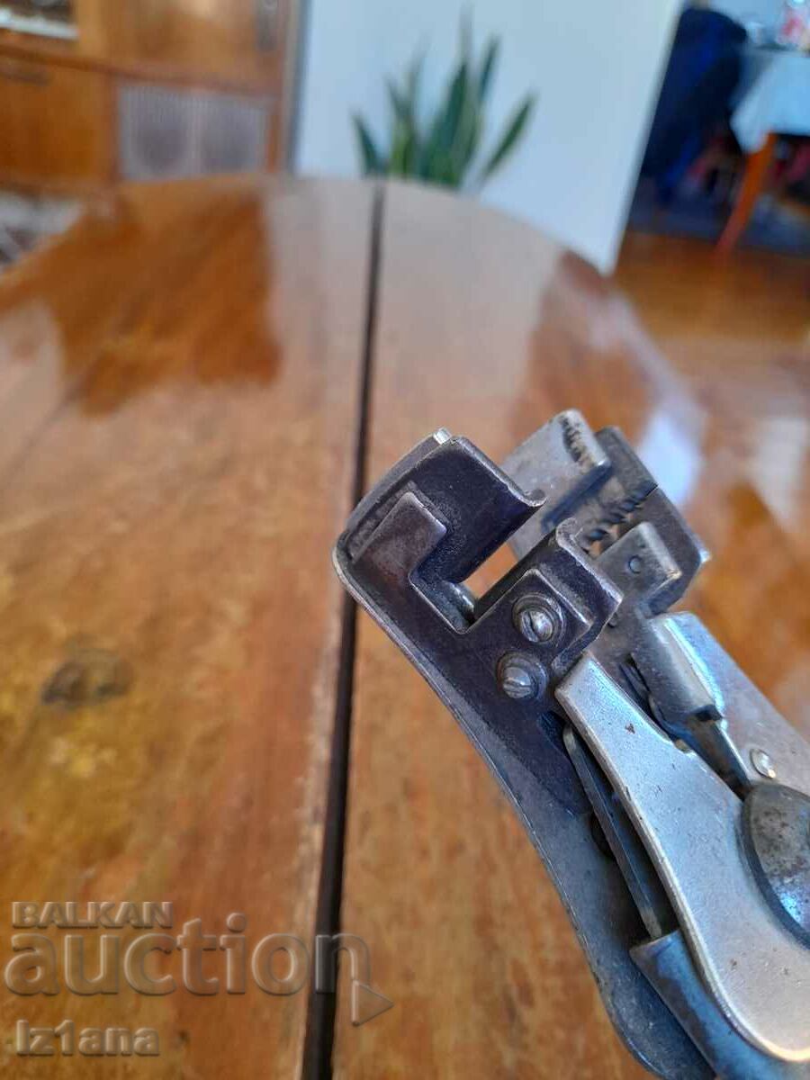 Old cable crimping pliers - 6 Old cable crimping pliers - 6