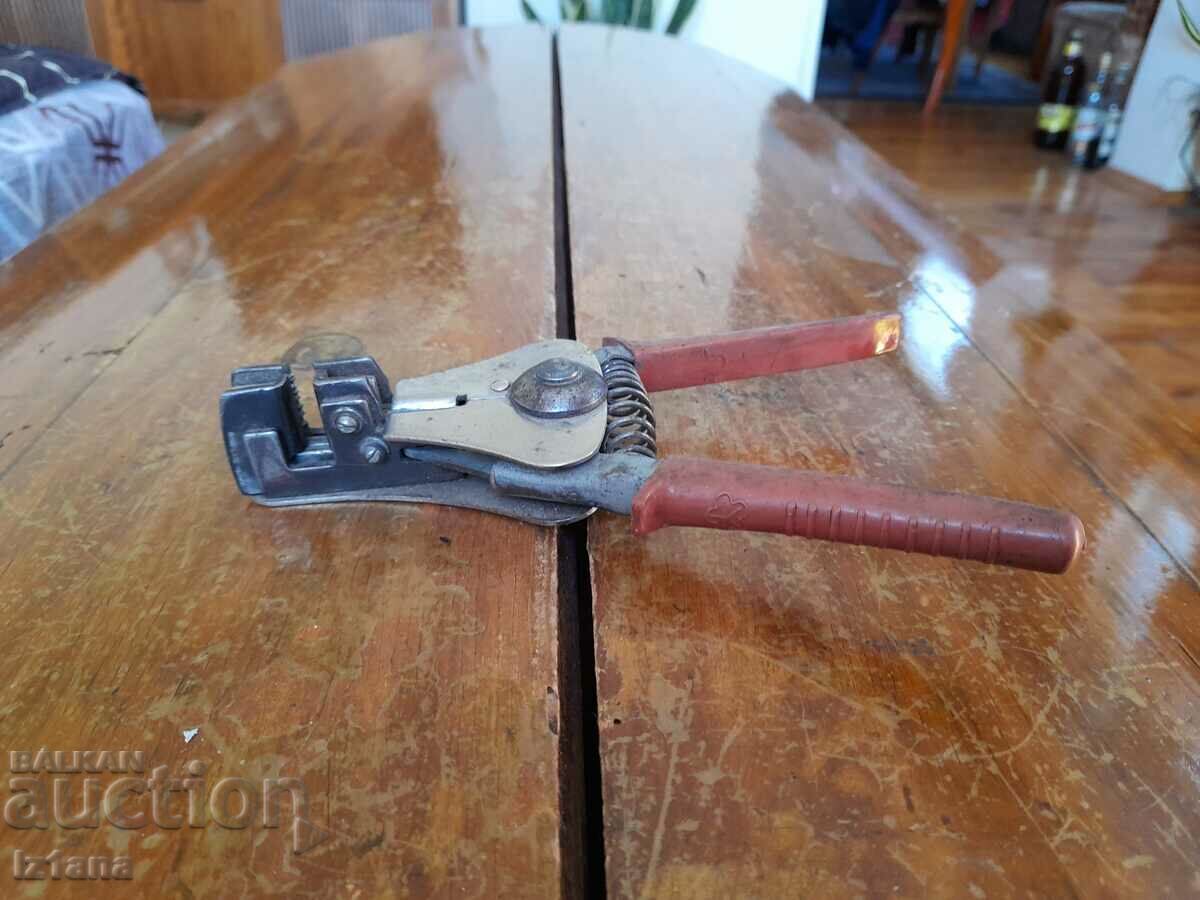Old cable crimping pliers