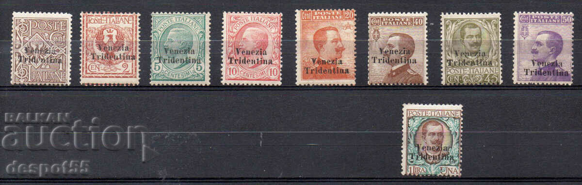1918. Италия - Надпечатка "VENEZIA TRIDENTINA".