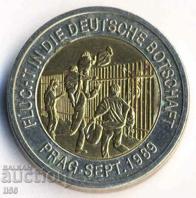 Germany - 20 years since the fall of the Berlin Wall - 2009 with price 5.00 BGN | € 2.56 Germany - 20 years since the fall of the Berlin Wall - 2009 with price 5.00 BGN | € 2.56