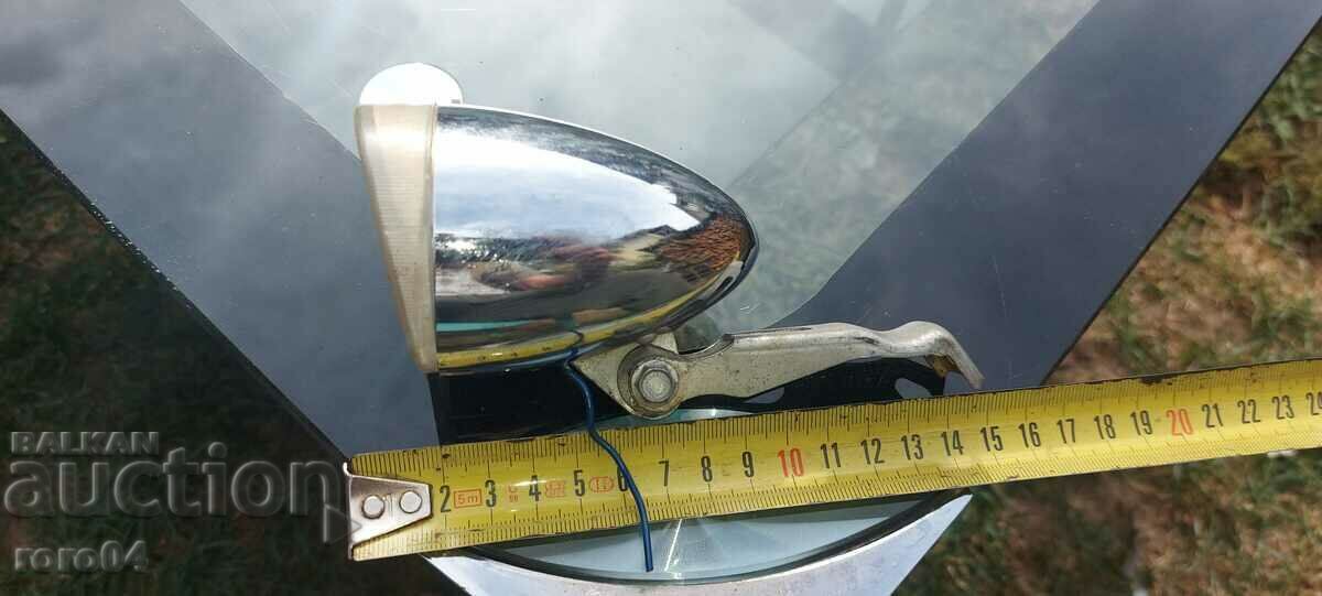 Delivery of HEADLIGHT - DDR - RUHLA