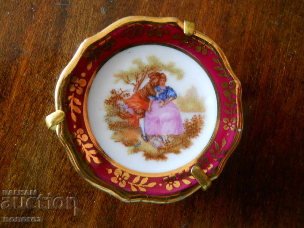 Collectible porcelain plate-panel LIMOGES - France