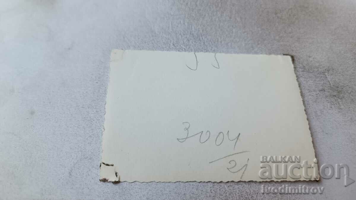 Φωτογραφία Σοφία Δύο νεαροί άνδρες σε μια βόλτα με τιμή 2.45 BGN | € 1.25 Φωτογραφία Σοφία Δύο νεαροί άνδρες σε μια βόλτα με τιμή 2.45 BGN | € 1.25