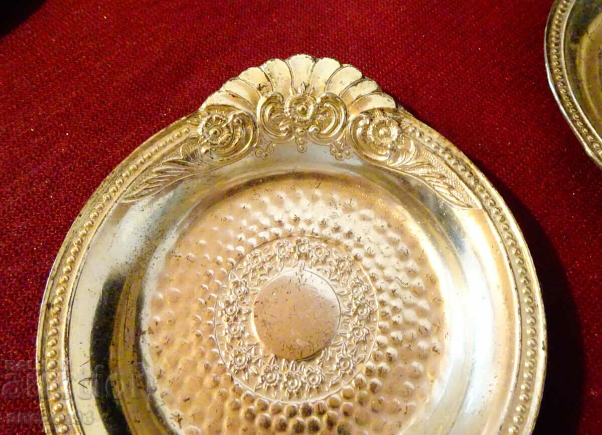 Посребрени купички за сладко,барок,пепелник. с цена 15.00 лв. | € 7.67