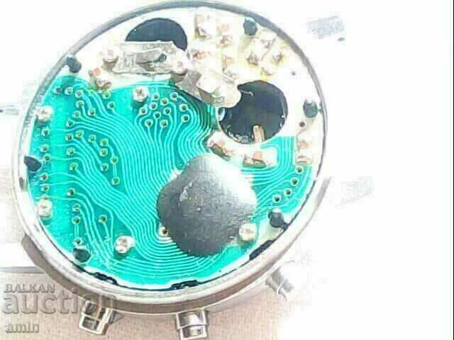 Delivery of electronic 4 asovnik 2 vav idno