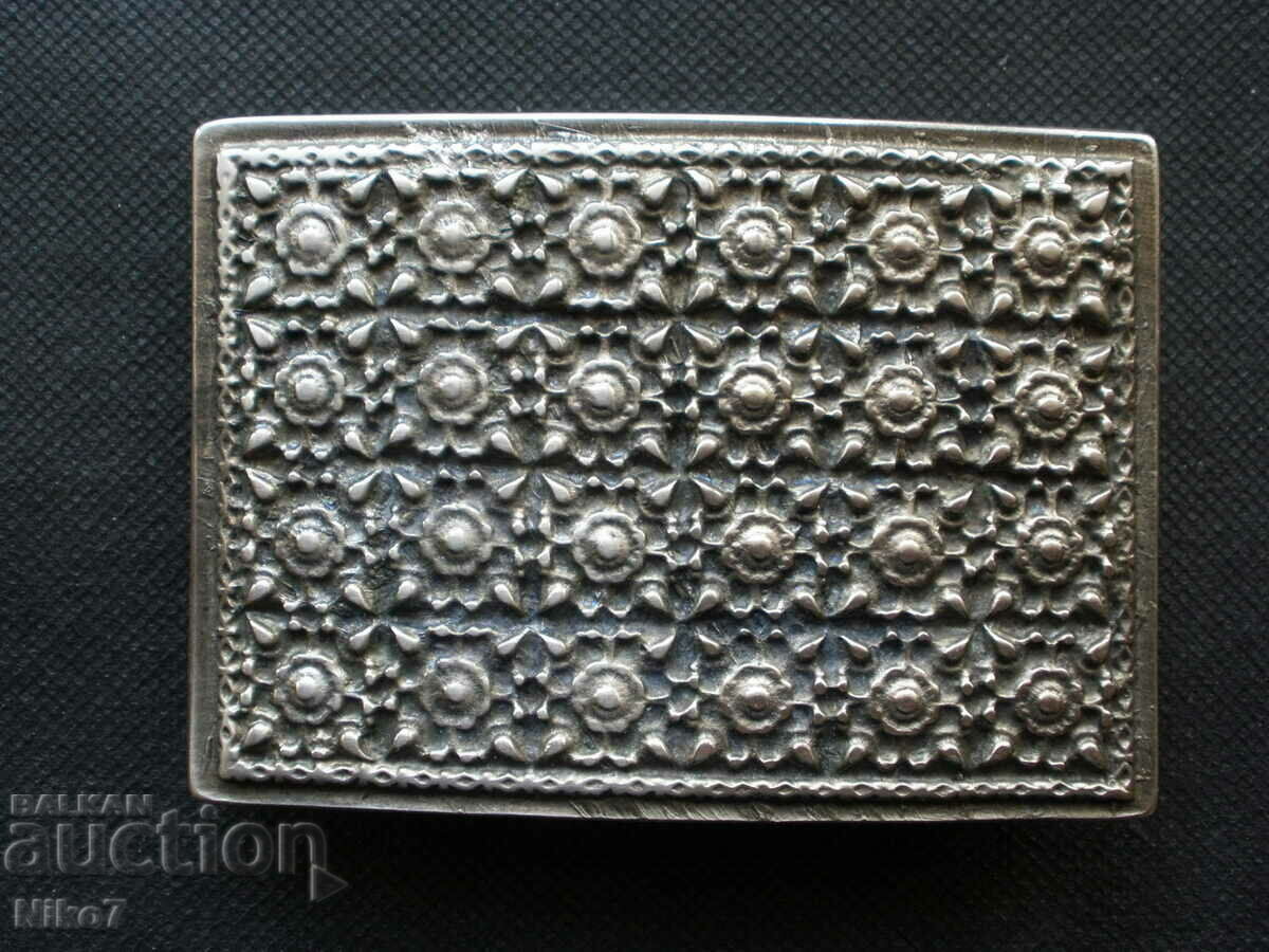 Interesting, massive belt buckle. with price 24.99 BGN | € 12.78 Interesting, massive belt buckle. with price 24.99 BGN | € 12.78