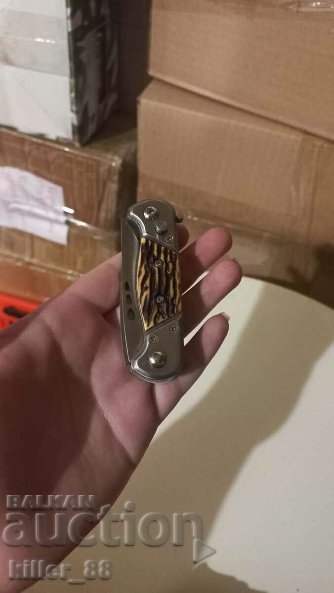 Pocket leg with double blade with price 35.00 BGN | € 17.90