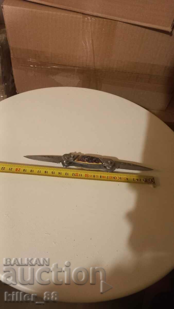 Auction  Pocket leg with double blade