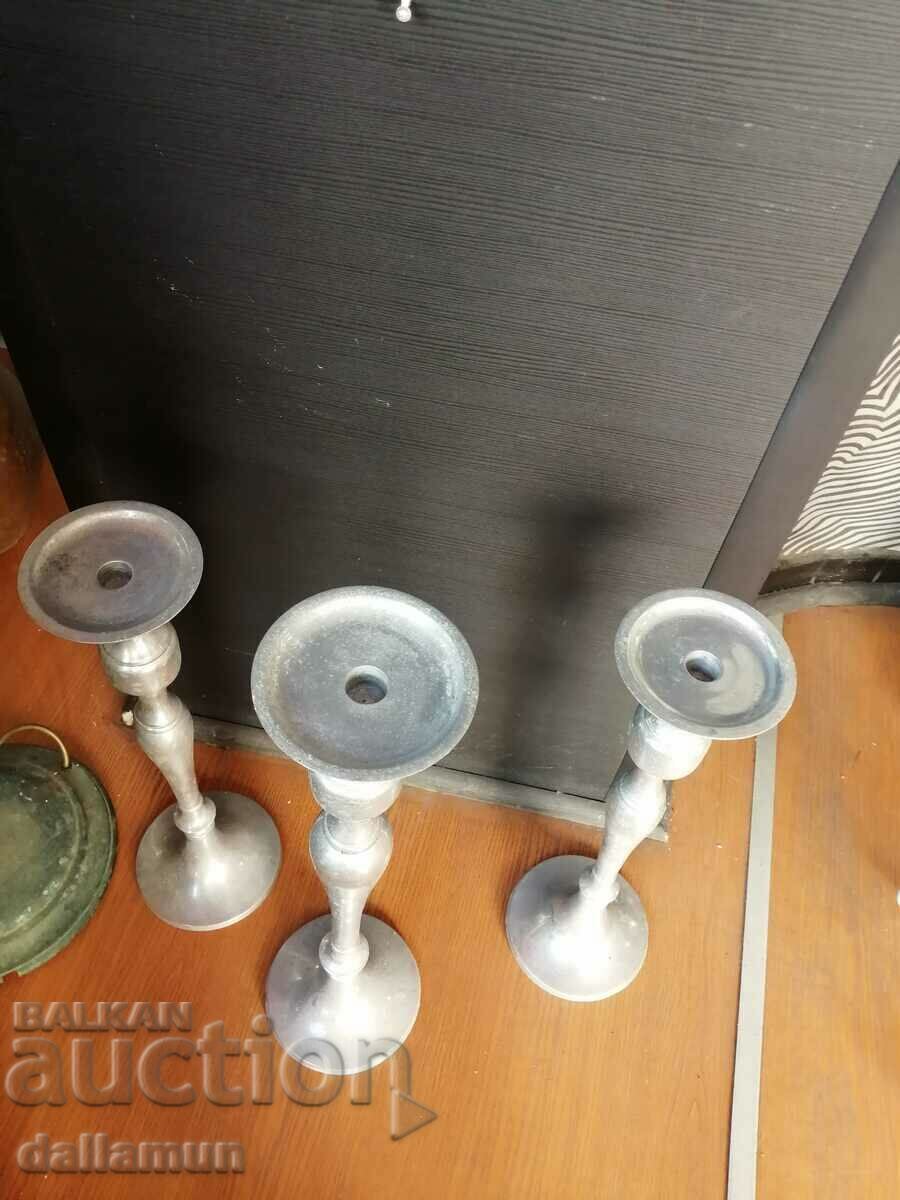 Delivery of set of aluminum candlesticks Delivery of set of aluminum candlesticks