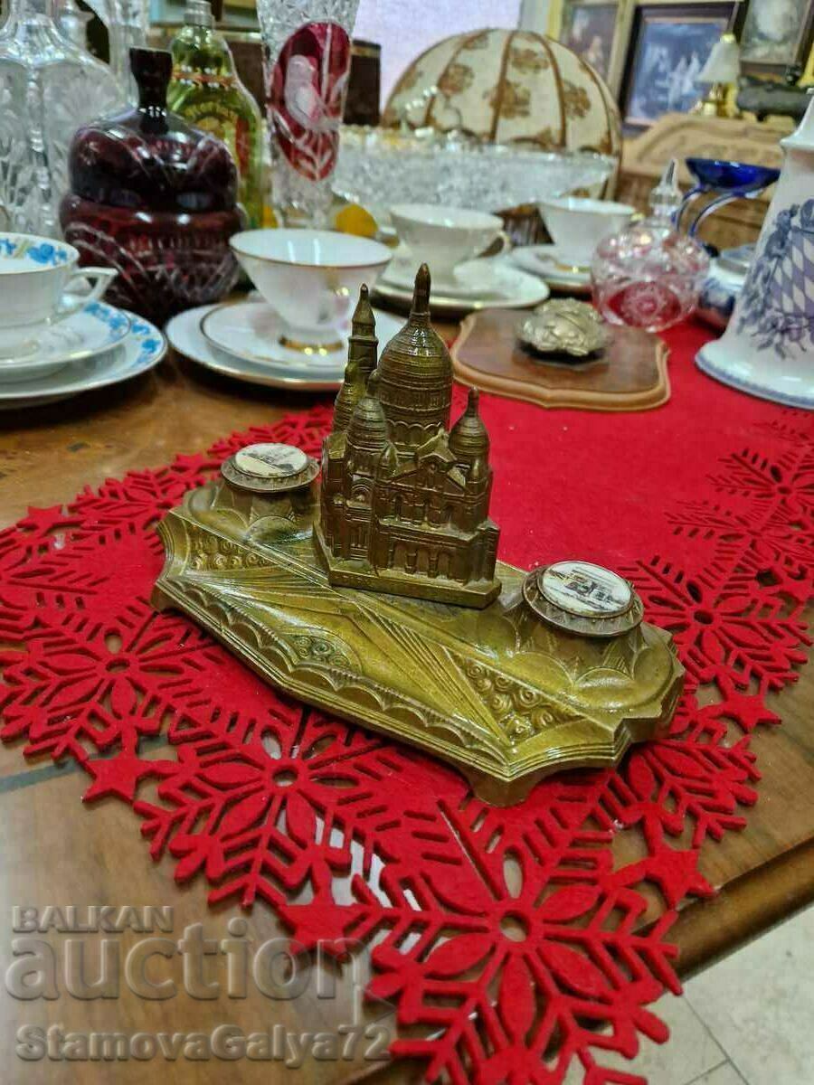 Delivery of A wonderful antique French bronze inkwell Delivery of A wonderful antique French bronze inkwell