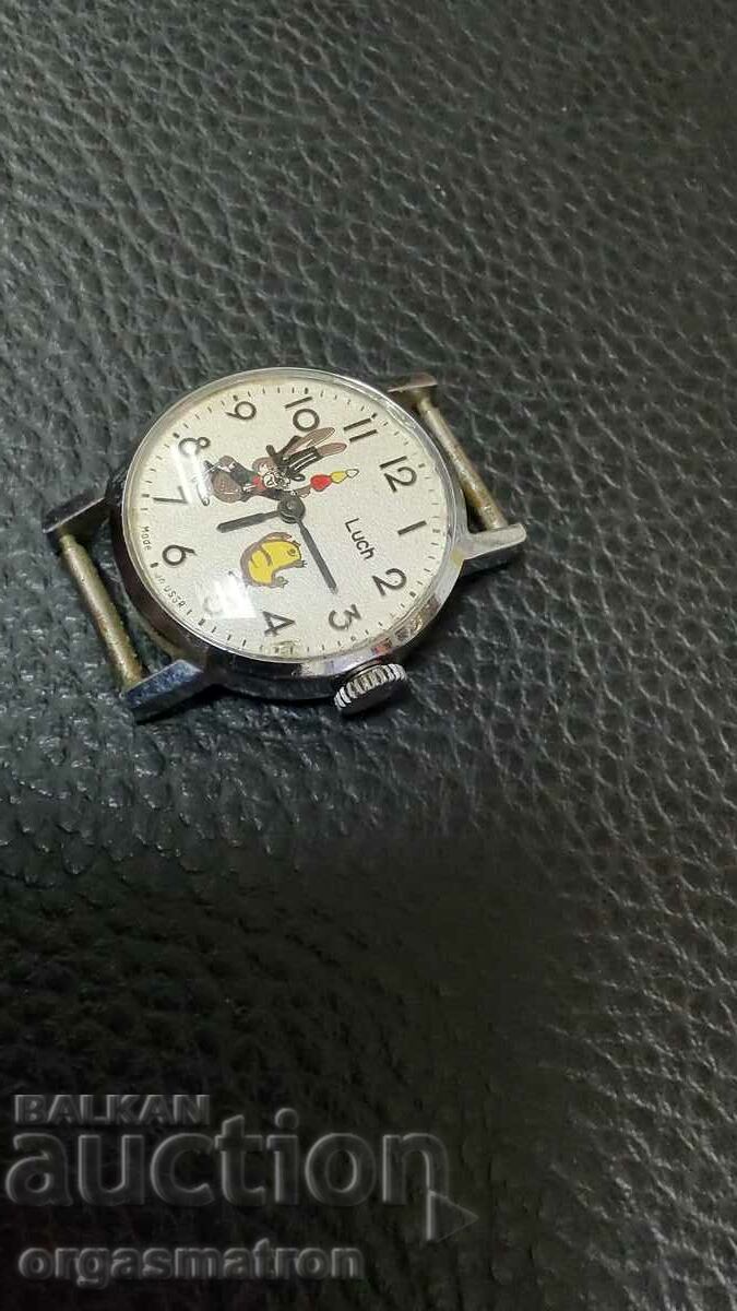 Animated Mechanical Watch BEAM Made in USSR Working with price 25.00 BGN | € 12.78 Animated Mechanical Watch BEAM Made in USSR Working with price 25.00 BGN | € 12.78