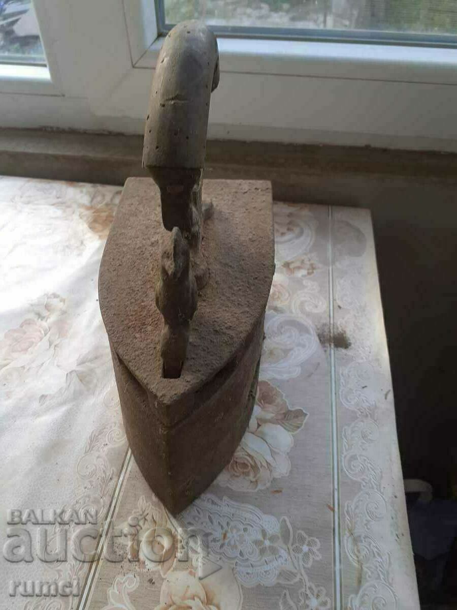 An old iron on fire with price € 20.45 | 40.00 BGN