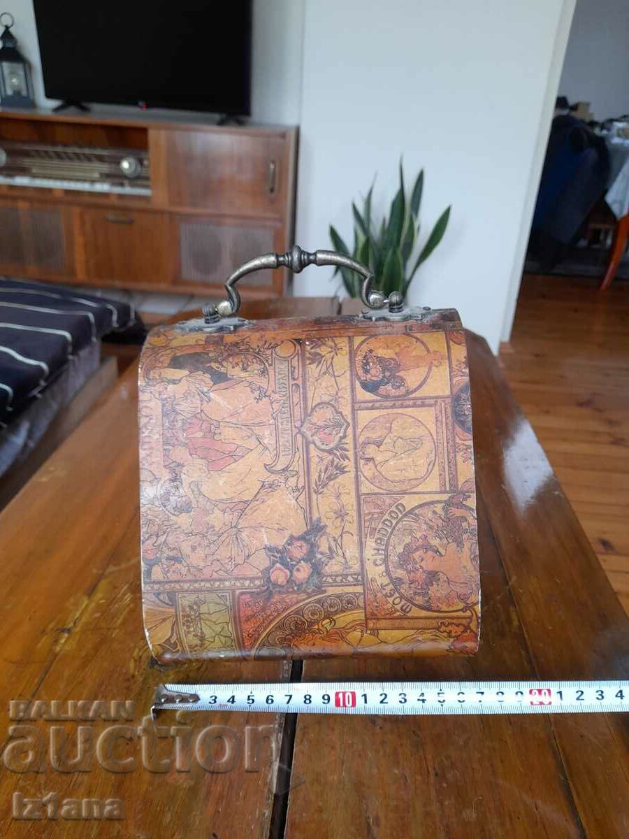 Auction Wine box Auction Wine box