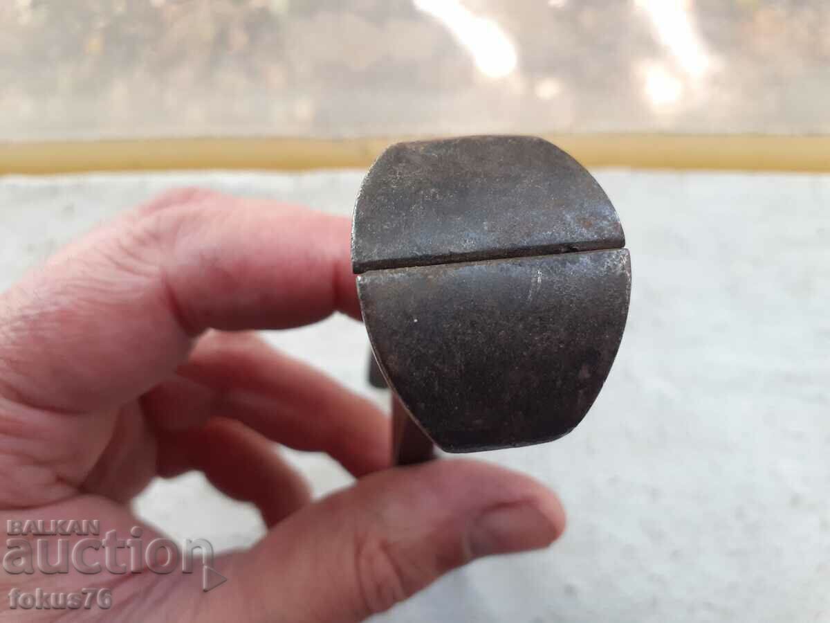 Аукцион Стари маркови клещи резачки Аукцион Стари маркови клещи резачки