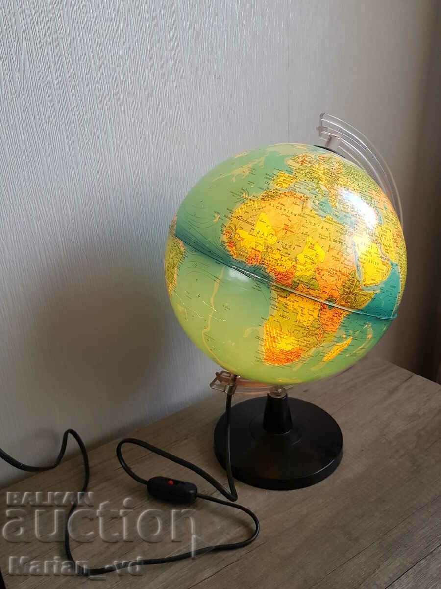 Auction Large geographic globe - LED Lamp Auction Large geographic globe - LED Lamp