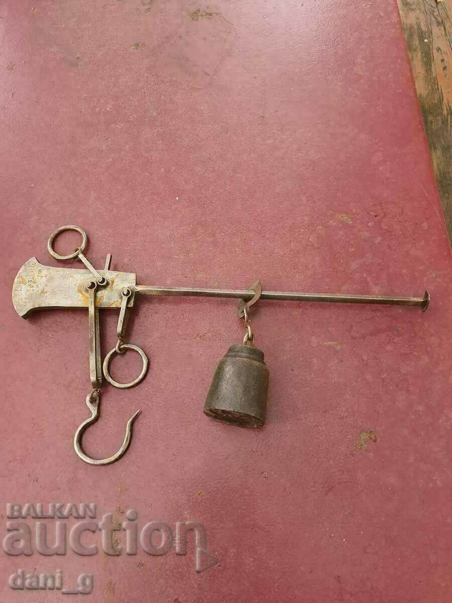 Antique scale authentic Antique scale authentic