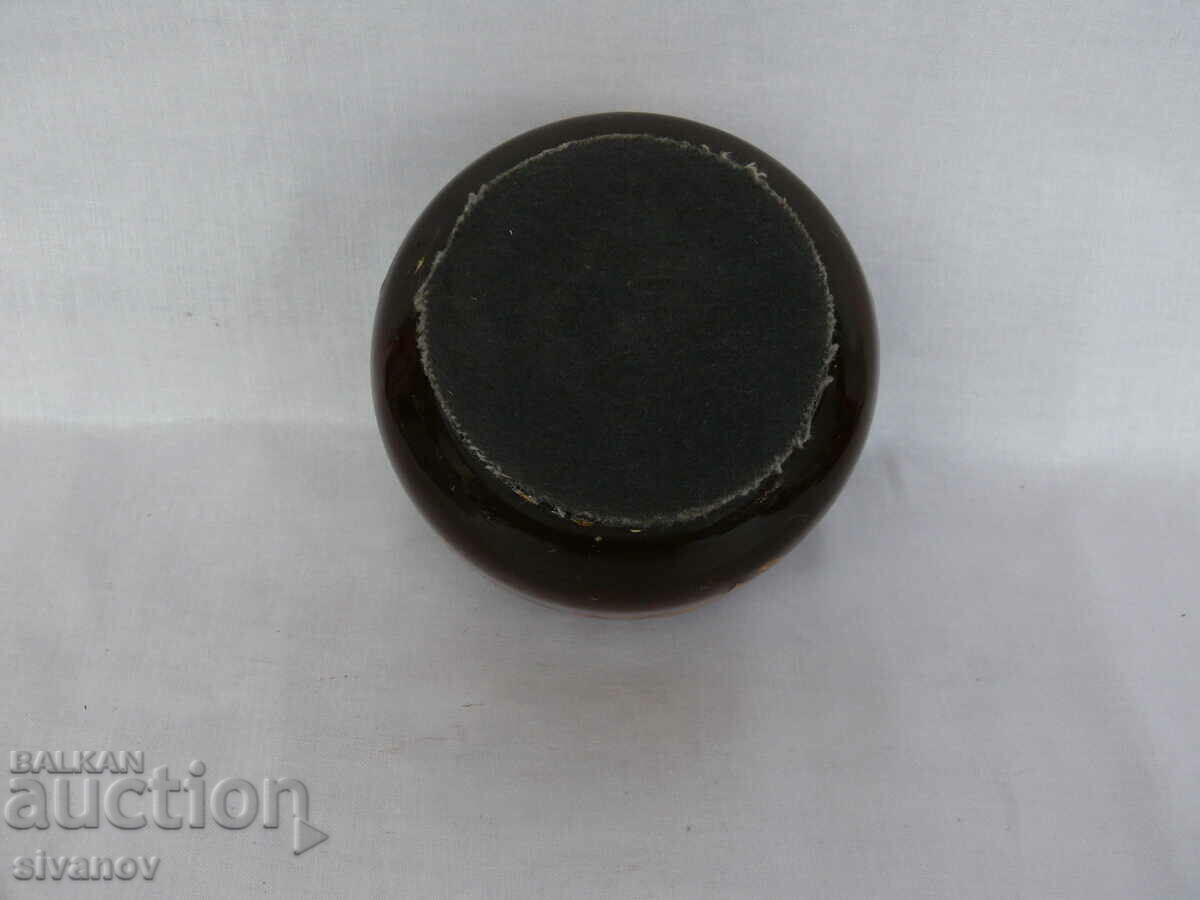 Delivery of Interesting old wooden bowl #2042 Delivery of Interesting old wooden bowl #2042