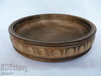 Interesting old wooden bowl #2043