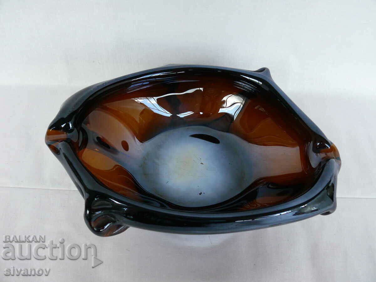Auction Interesting old solid glass ashtray #2046 Auction Interesting old solid glass ashtray #2046