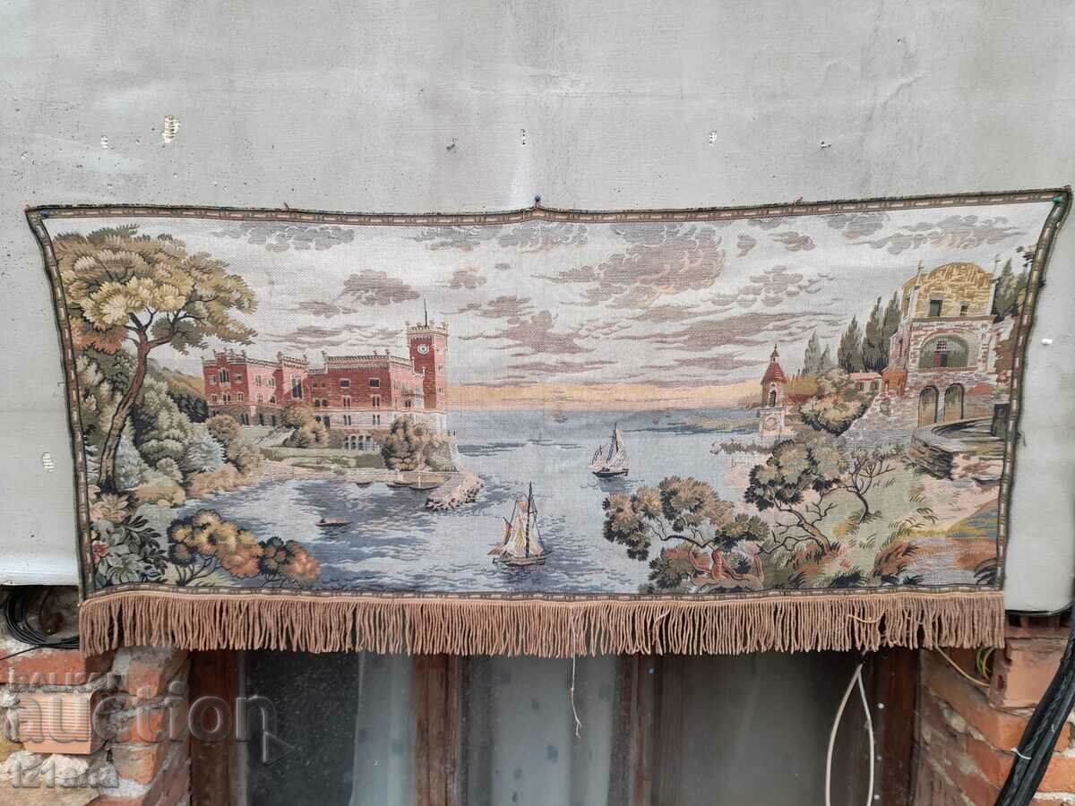 Antique carpet, wall covering with price 90.00 BGN | € 46.02