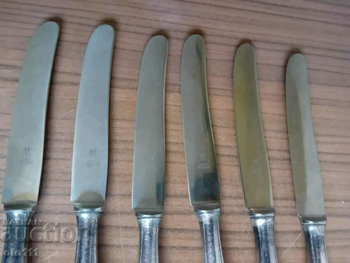 OLD SILVER PLATED EATING KNIVES - 6 pieces with price 20.00 BGN | € 10.23 OLD SILVER PLATED EATING KNIVES - 6 pieces with price 20.00 BGN | € 10.23