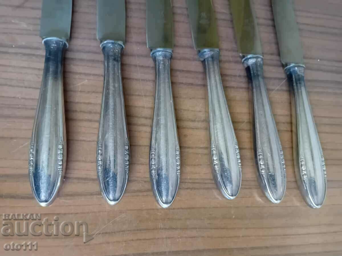 Auction OLD SILVER PLATED EATING KNIVES - 6 pieces Auction OLD SILVER PLATED EATING KNIVES - 6 pieces