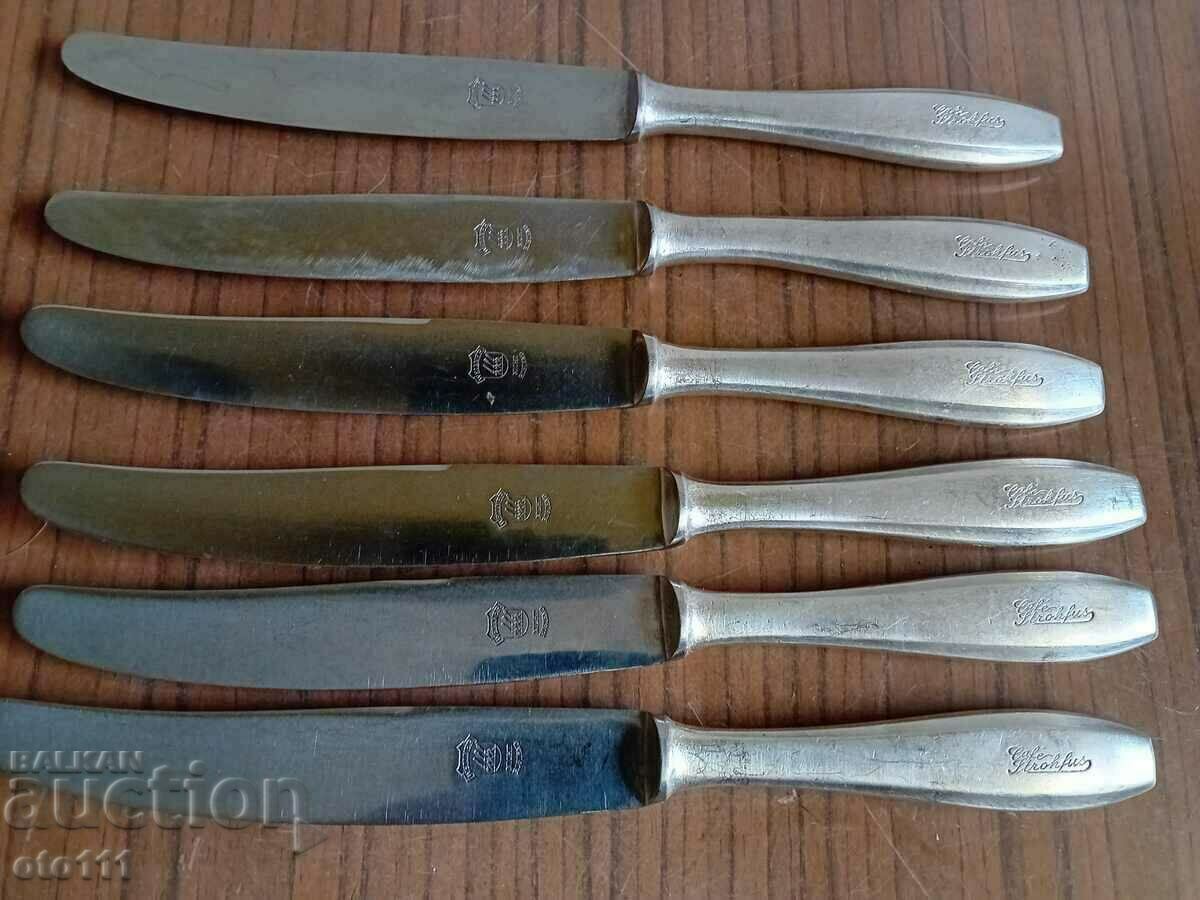 Delivery of OLD SILVER PLATED EATING KNIVES - 6 pieces