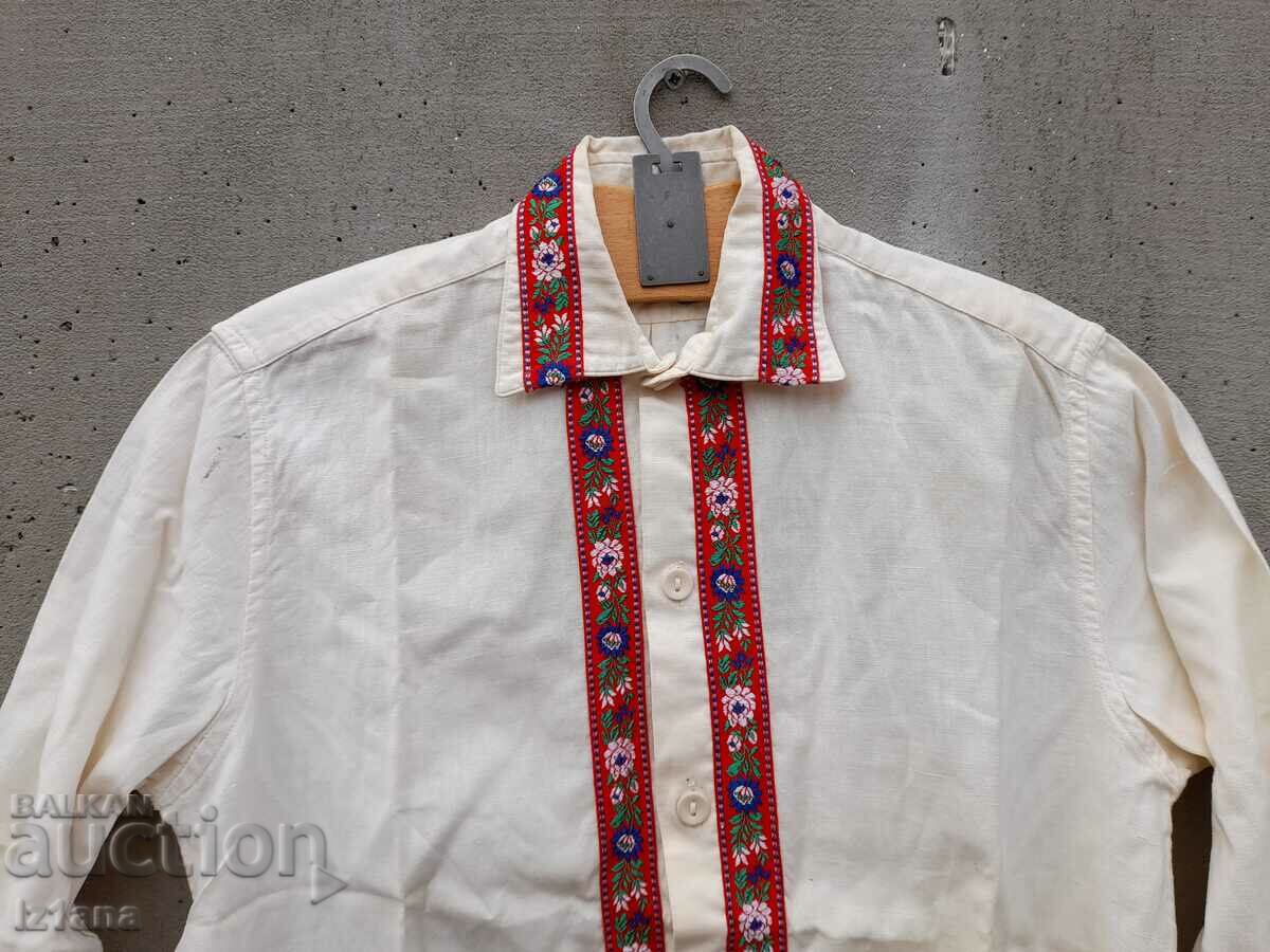 Auction Old children's costume shirt Auction Old children's costume shirt