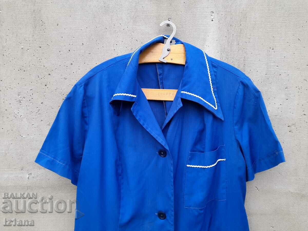 Old work apron with price 9.00 BGN | € 4.60 Old work apron with price 9.00 BGN | € 4.60