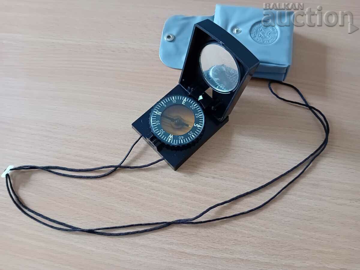 Παράδοση ρετρό vintage πυξίδα Παράδοση ρετρό vintage πυξίδα