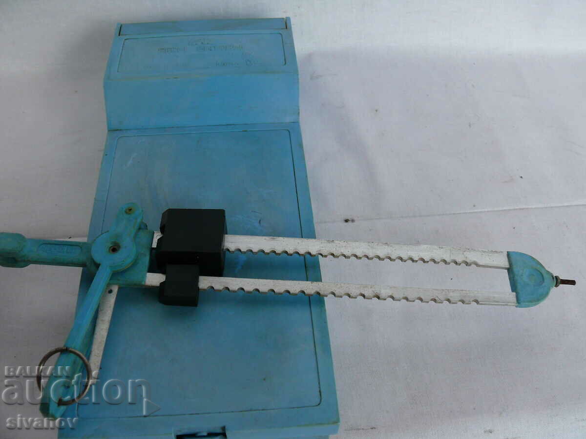 Auction Interesting old scale from 1 to 50g USSR #2075 Auction Interesting old scale from 1 to 50g USSR #2075