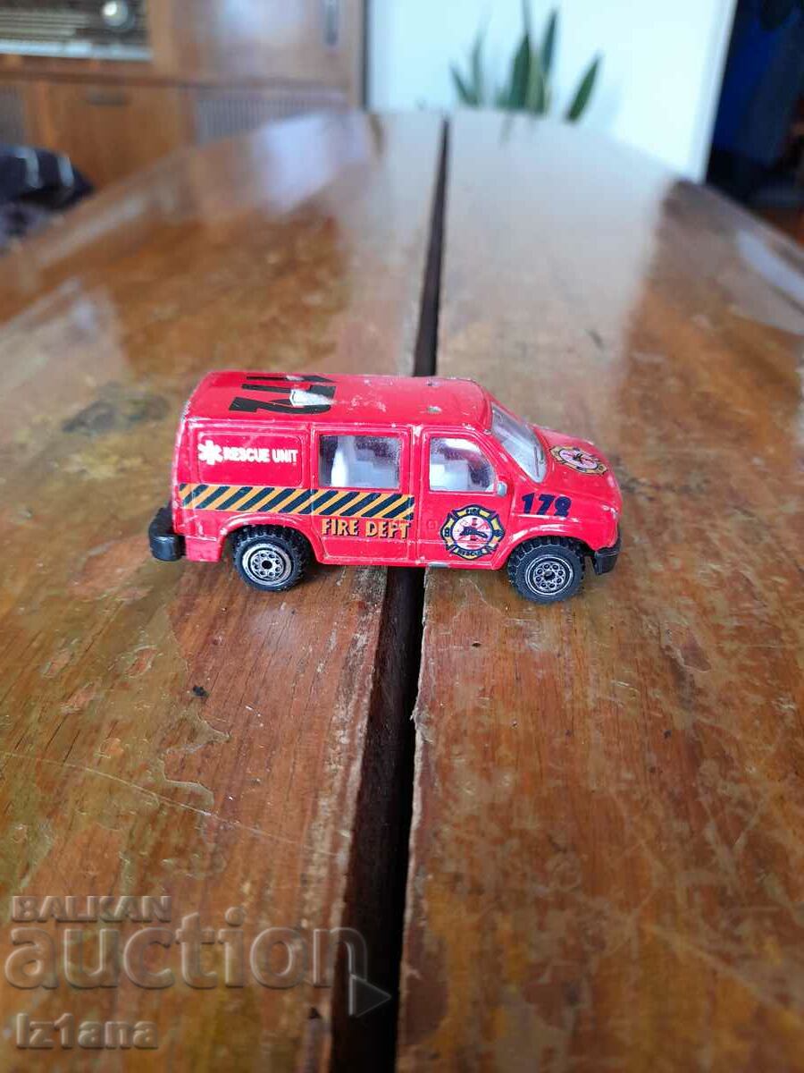 Auction Old car, stroller Auction Old car, stroller