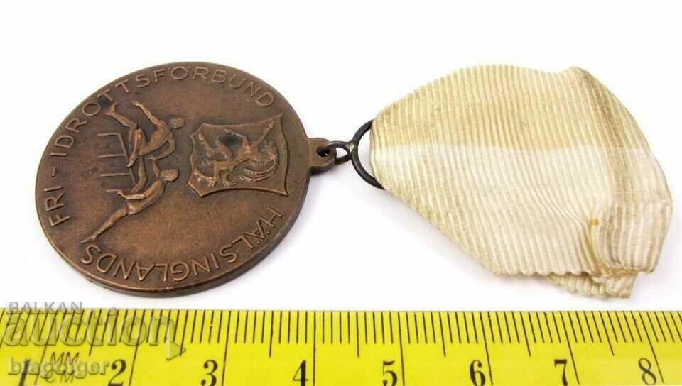 Swedish Sports Medal-Athletics with price 11.00 BGN | € 5.62 Swedish Sports Medal-Athletics with price 11.00 BGN | € 5.62
