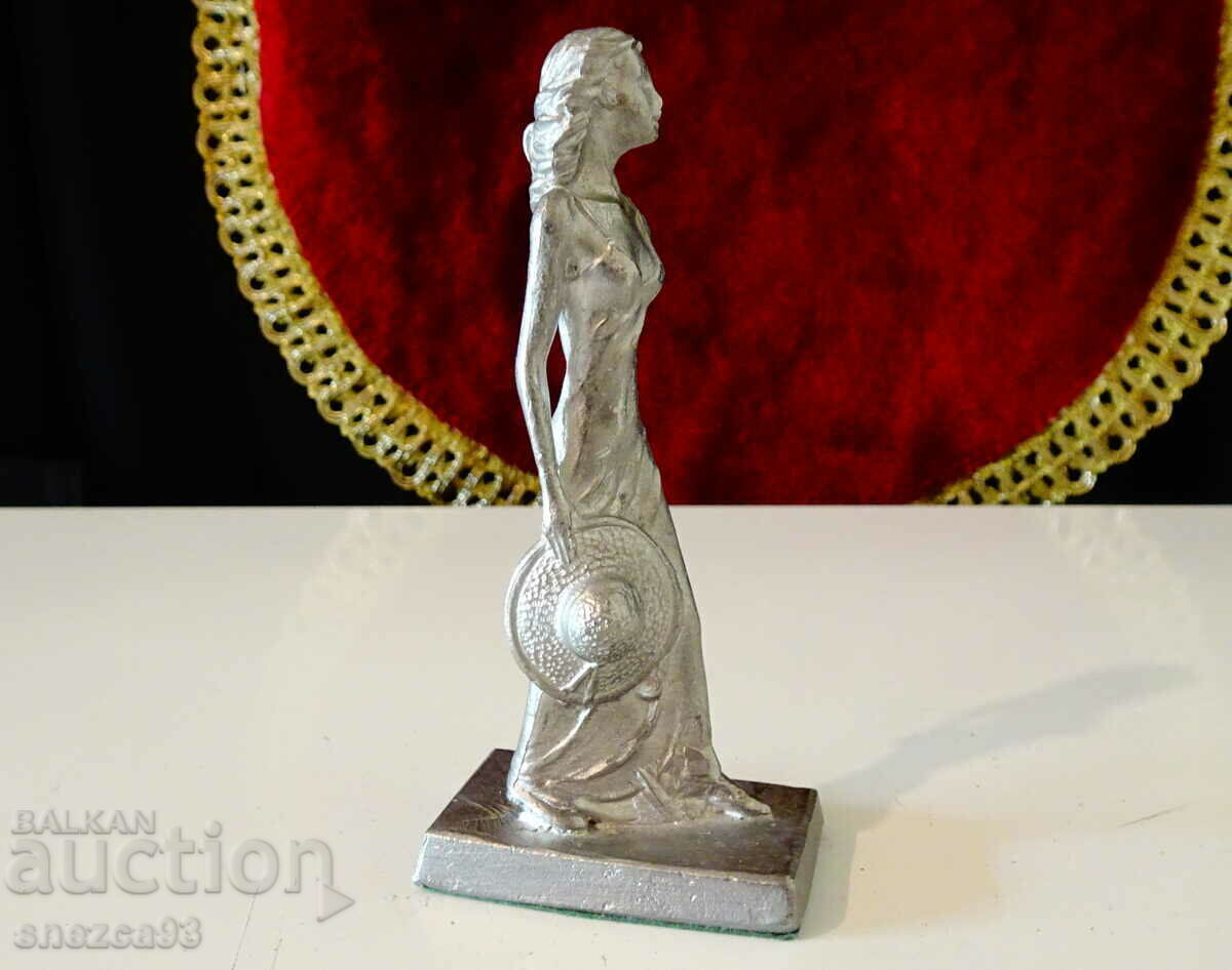 Calena statuette Young Lady - 6 Calena statuette Young Lady - 6