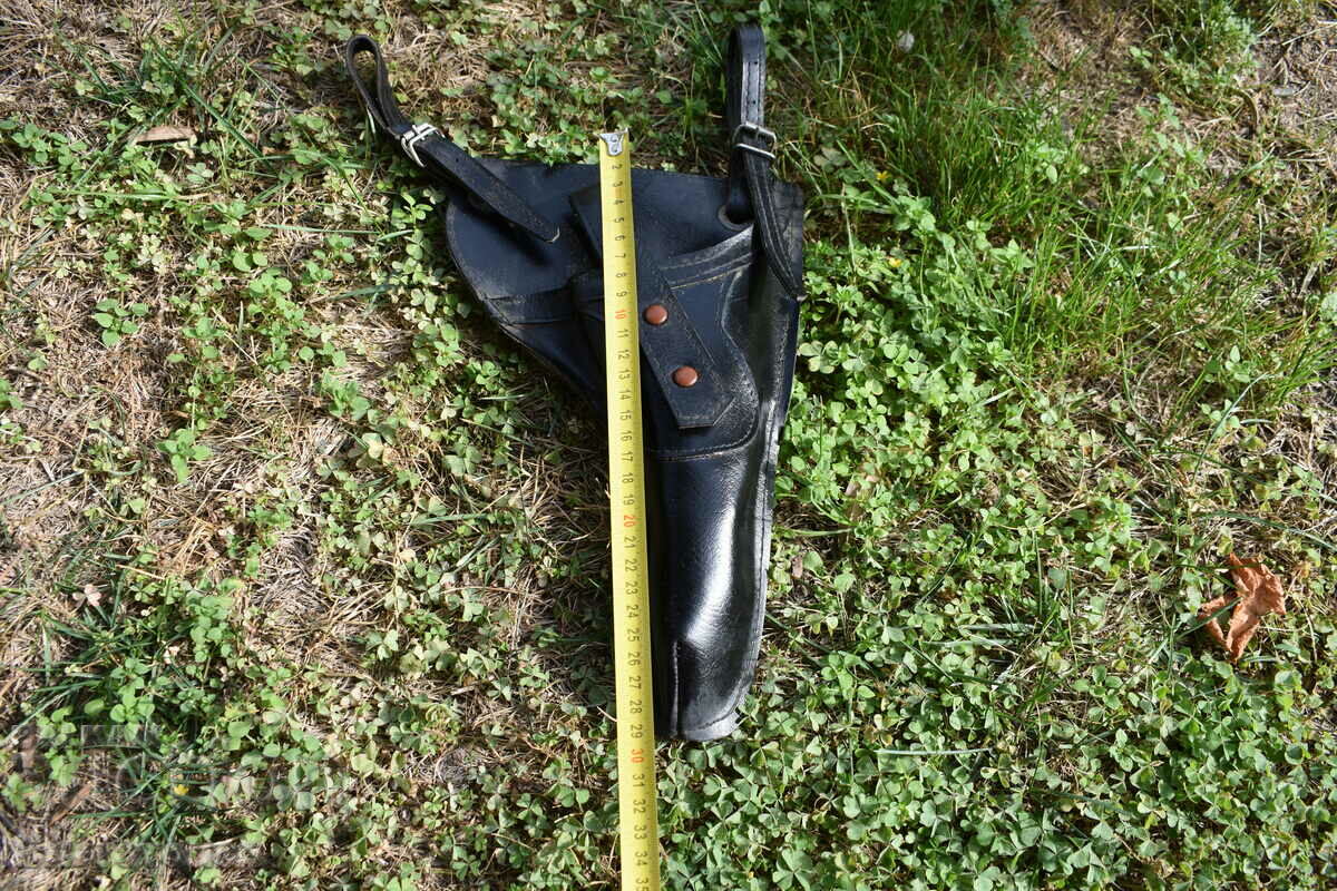 Παλιά θήκη περίστροφου με τιμή 140.00 BGN | € 71.58 Παλιά θήκη περίστροφου με τιμή 140.00 BGN | € 71.58