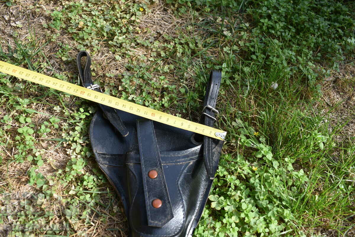 Δημοπρασία Παλιά θήκη περίστροφου Δημοπρασία Παλιά θήκη περίστροφου