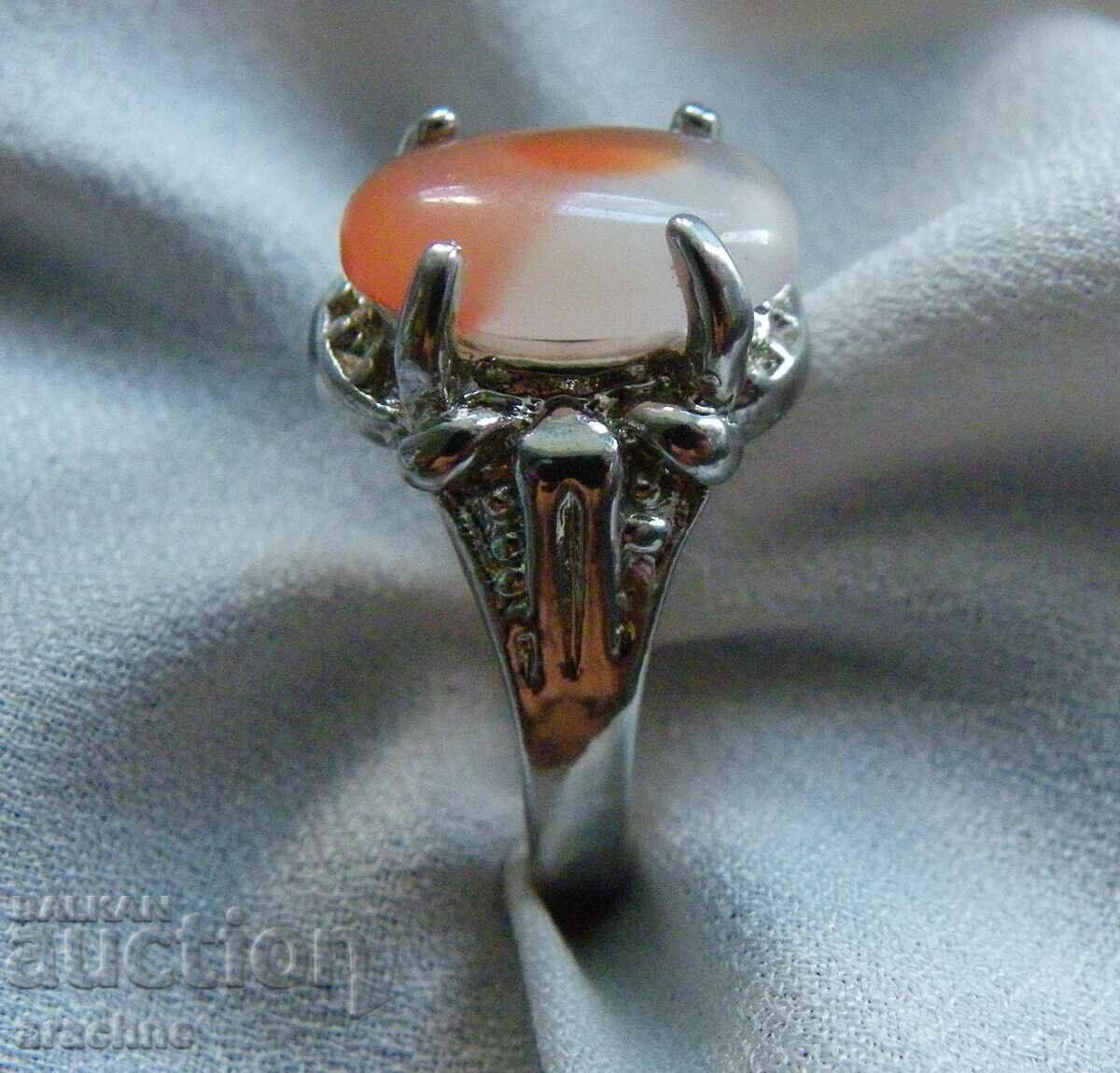 Silver ring with sunstone with price 55.00 BGN | € 28.12 Silver ring with sunstone with price 55.00 BGN | € 28.12