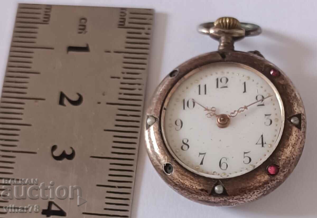Auction SMALL SILVER POCKET WATCH-NOT WORKING Auction SMALL SILVER POCKET WATCH-NOT WORKING