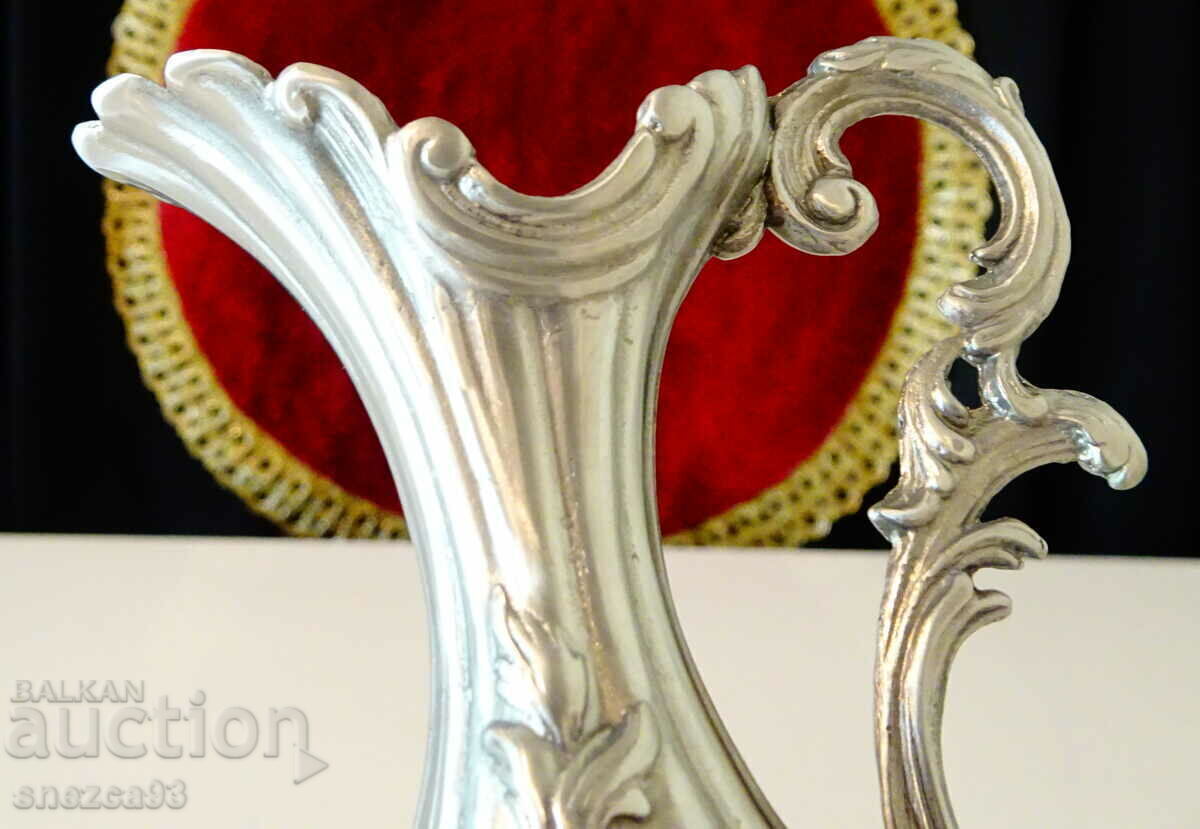 Delivery of Italian pewter jug, Baroque, marked Delivery of Italian pewter jug, Baroque, marked