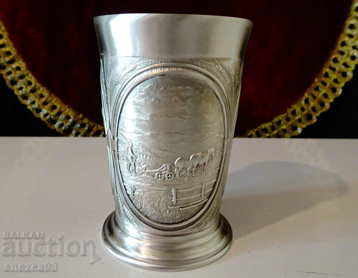 Κασσιτέρινη κούπα με Αροτρή, Θεριστή, Φάρμα - 5 Κασσιτέρινη κούπα με Αροτρή, Θεριστή, Φάρμα - 5