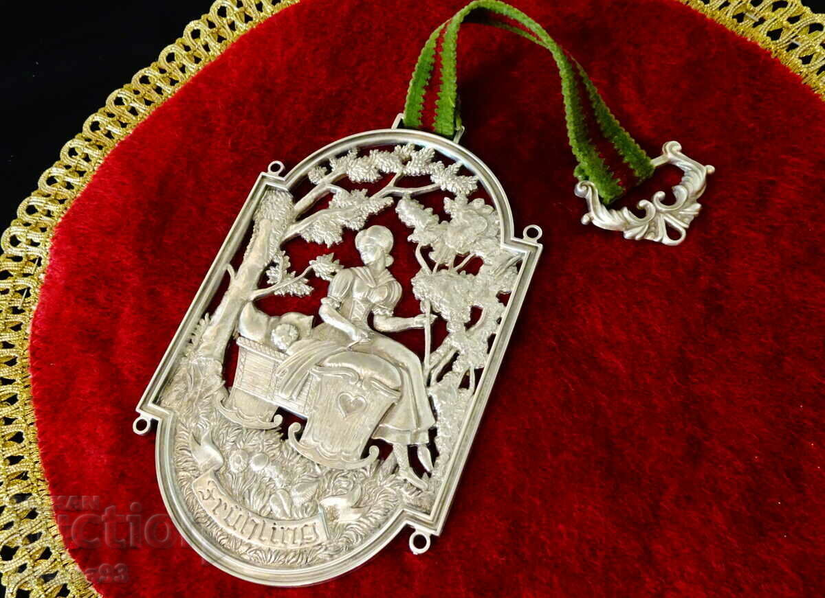 Plaque, panel, tin picture Spring, Motherhood. with price 36.00 BGN | € 18.41