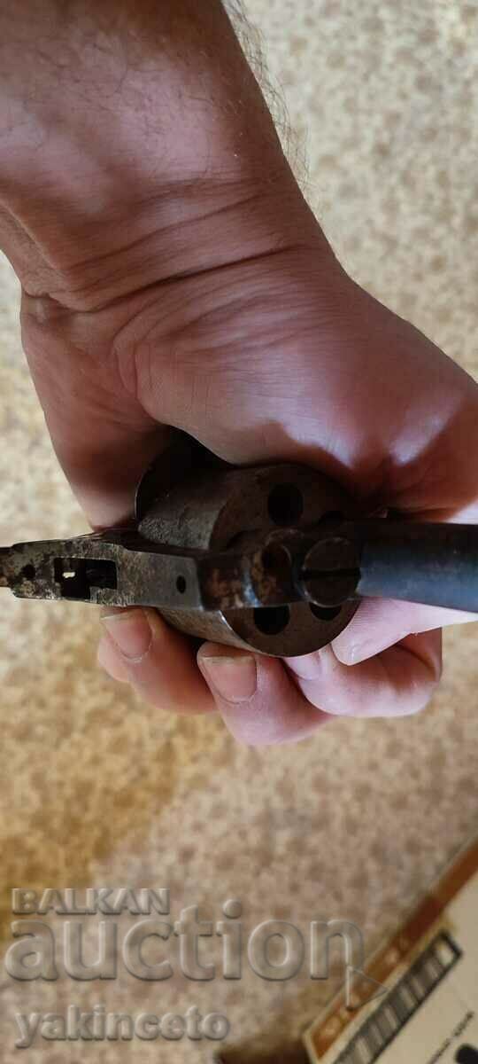Auction Pistol, revolver, pistol Auction Pistol, revolver, pistol