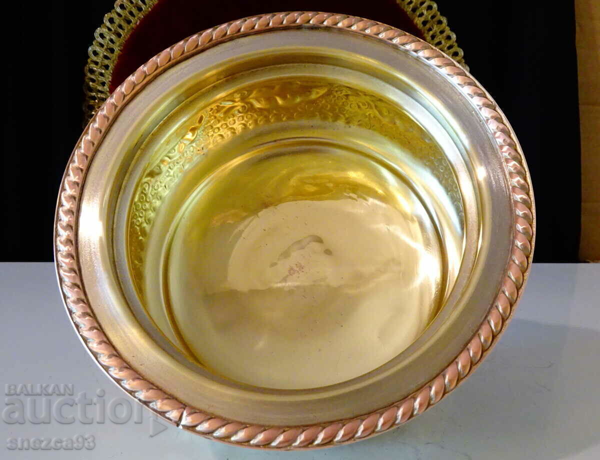 Bronze vessel, fruit bowl, made by Essabar Hamid - 5 Bronze vessel, fruit bowl, made by Essabar Hamid - 5