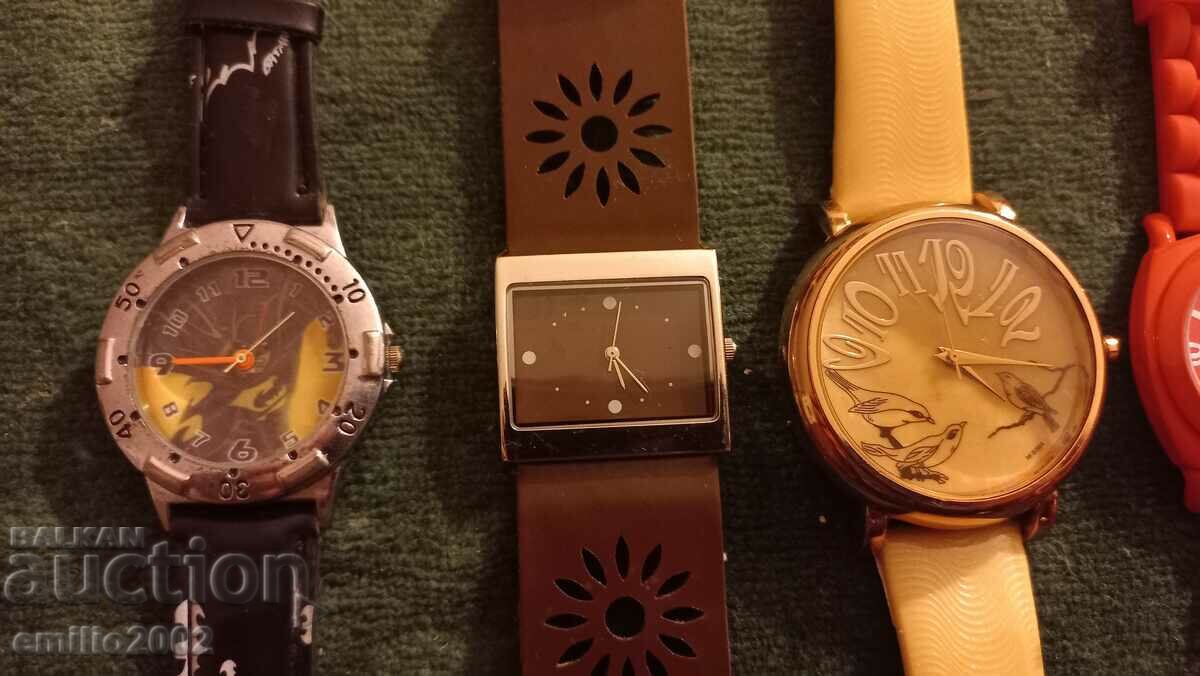 Lot of watches with price 20.00 BGN | € 10.23 Lot of watches with price 20.00 BGN | € 10.23